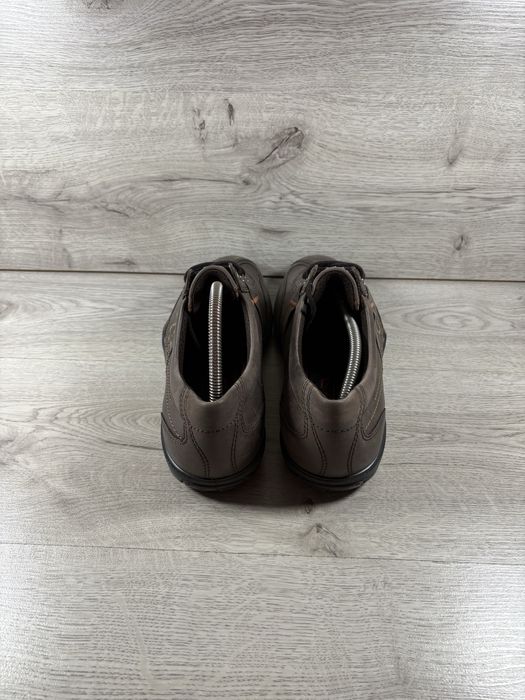 Ecco чоловічі шкіряні кросівки 44 розмір