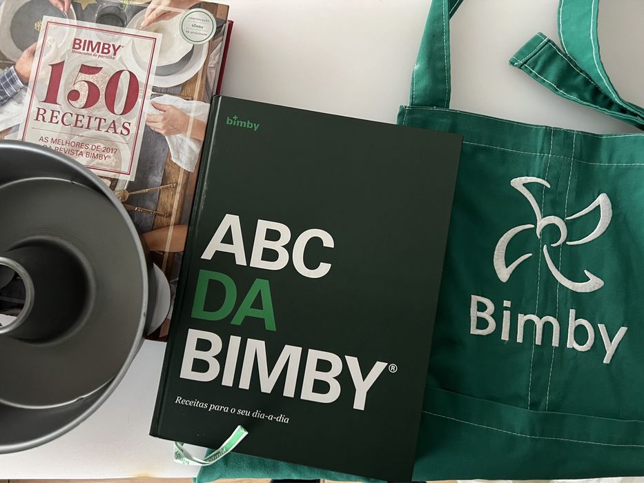 Bimby TM5 c/Cook-Key + 2 copos + 2 livros + avental Bimby
