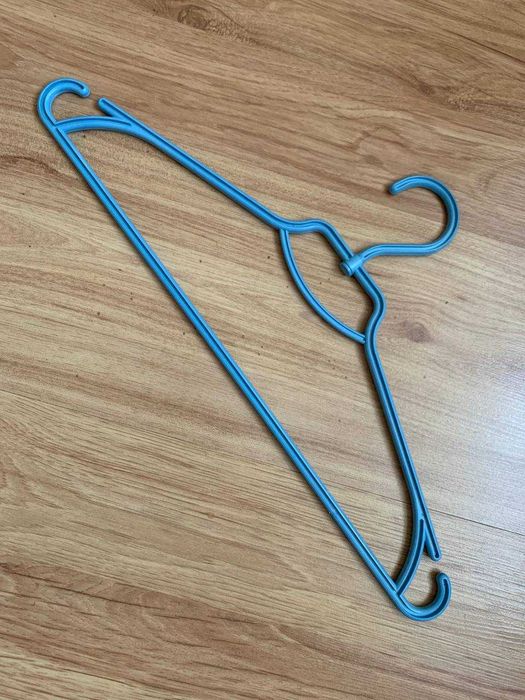 Вешалки плечики для одягу