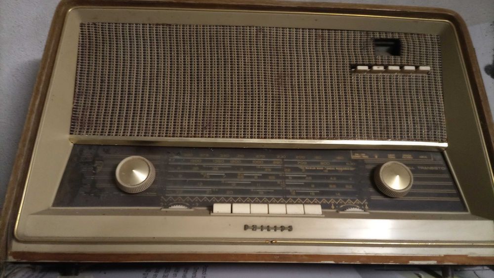 Radio Grundig válvulas
