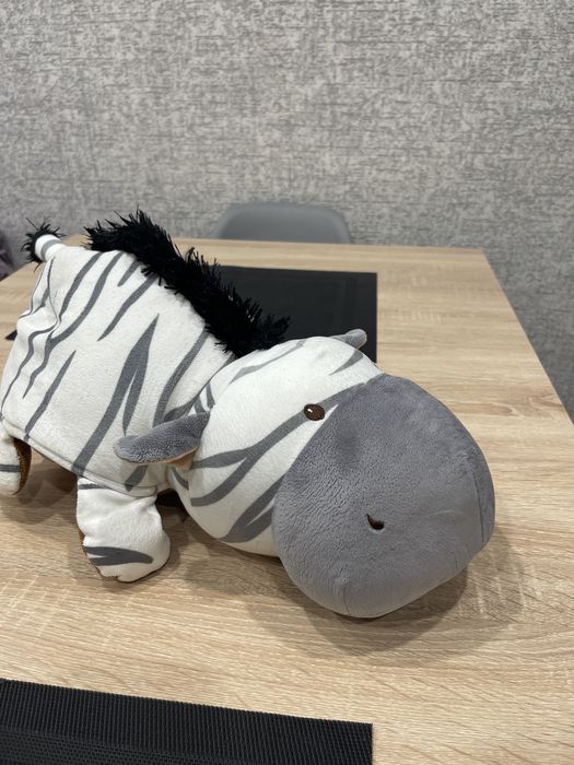 Мʼяка іграшка з сюрпризом ! 3 в 1 . Зебра мавпа !