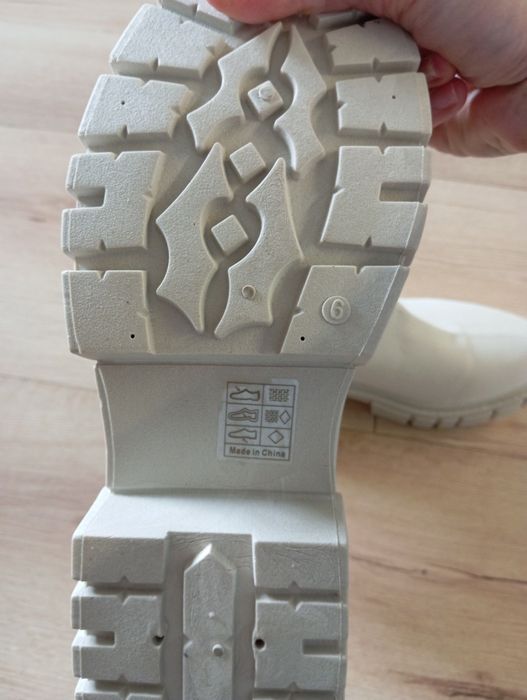 Krush botki rozm 39 kolor beżowy