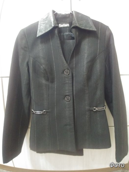 Костюм брючный, классика