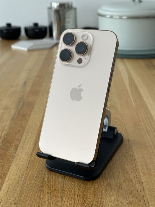 iPhone 16 Pro Desert Titanium jak nowy!