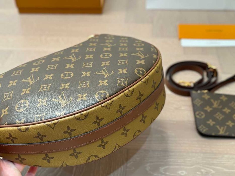 Versão do chip de conversão de frequência da nova bolsa de axilas LV