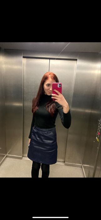 Продаю речі XS / S - спідниця, піджак, пальто, куртка