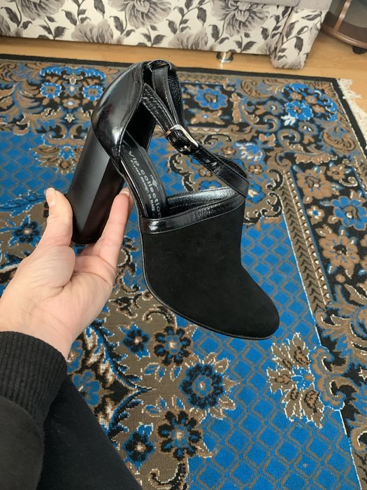 Продаю взуття ,своє