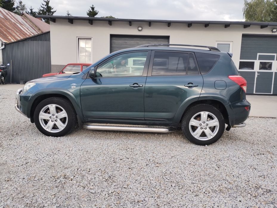 Toyota RAV4 III 2.2 Diesel 4x4 Skóra Chromy Alufelgi 18" Bogate Wypos