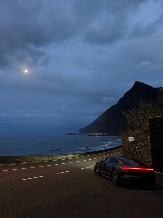 Porsche Taycan 4S