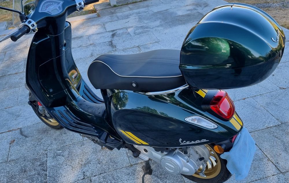 Vespa Sprint "Racing Sixties"