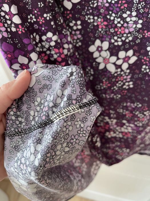 Sukienka fioletowa w kwiatki