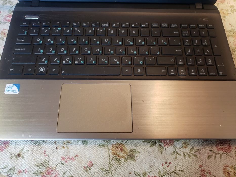 Ноутбук Asus 15.6