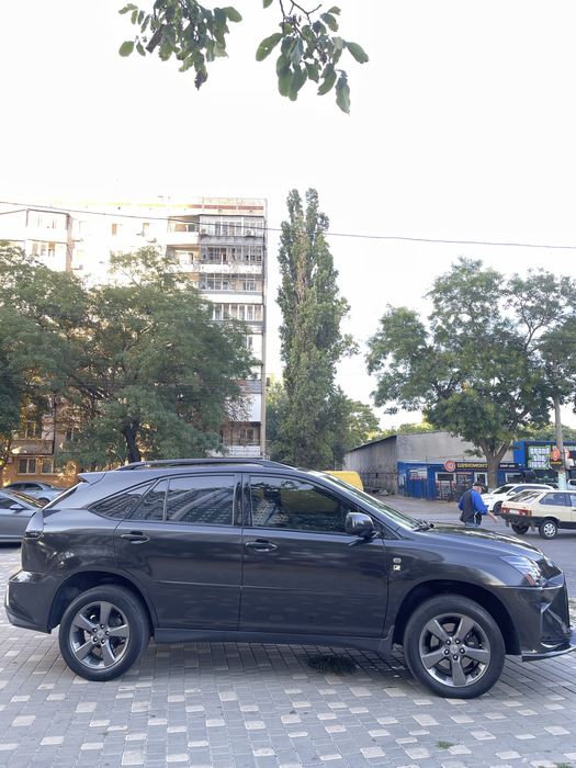 Срочно Продам Lexus rx330