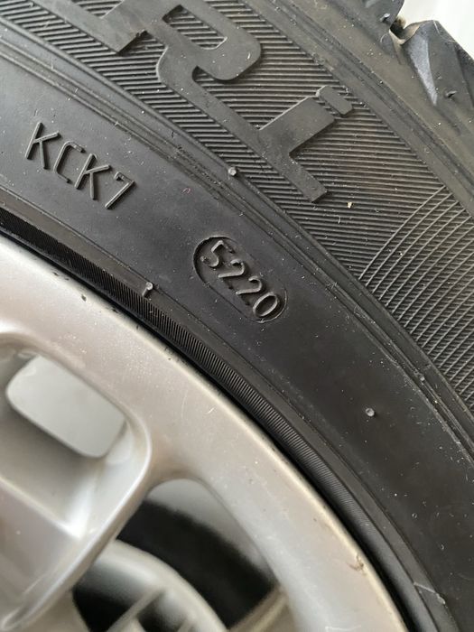 Продам диски бмв е39 5/120 49 стиль с зимней резиной R17