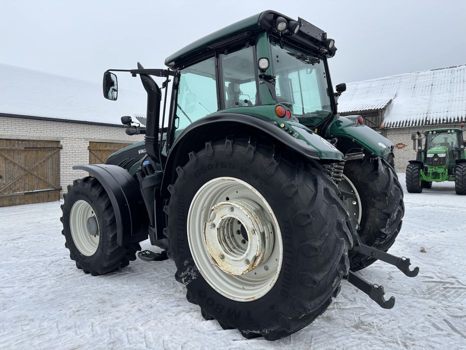 Rezerwacja Valtra t183 Versu Sprowadzony