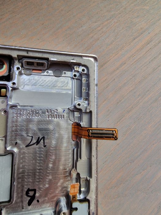 Samsung Galaxy S22 Ultra – ekran AMOLED USZKODZONY / DOTYK OK / RAMKA