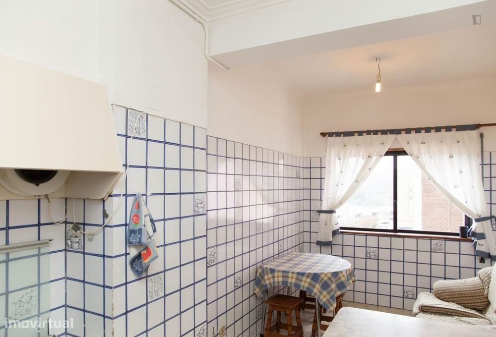 Quarto - localizado em Arregaça Coimbra