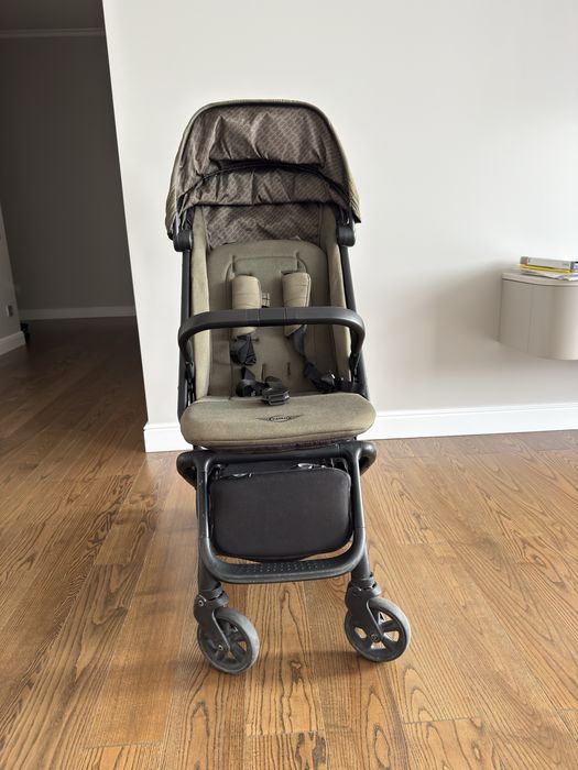 Прогулянкова коляска Easy Wolker