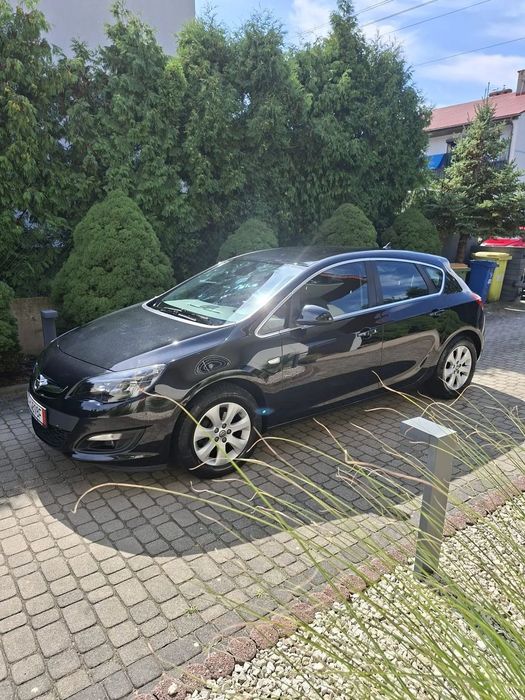 Opel Astra Opel Astra 2015 r., 1.4 turbo benzyna, z Niemiec, pierwszy właściciel