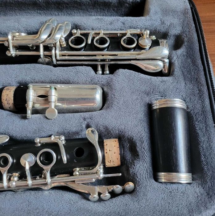 Klarnet Buffet E11 w stanie bardzo dobrym! mało używany.
