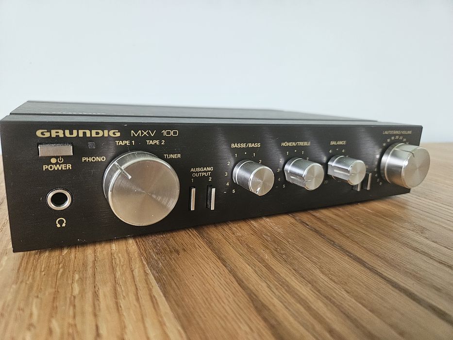 Grundig MXV 100 – klasyczny przedwzmacniacz vintage.