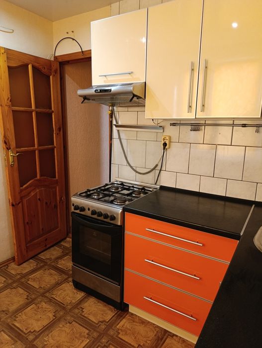 Продам 1 к квартиру 1поверх