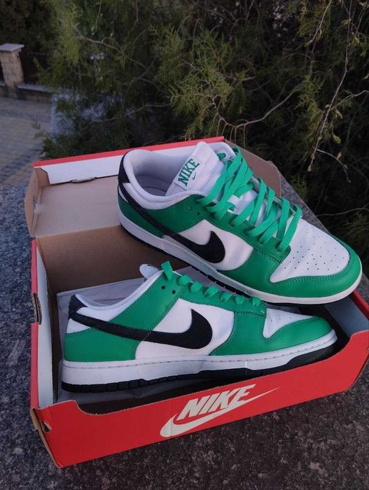 Nike dunk low stadium green