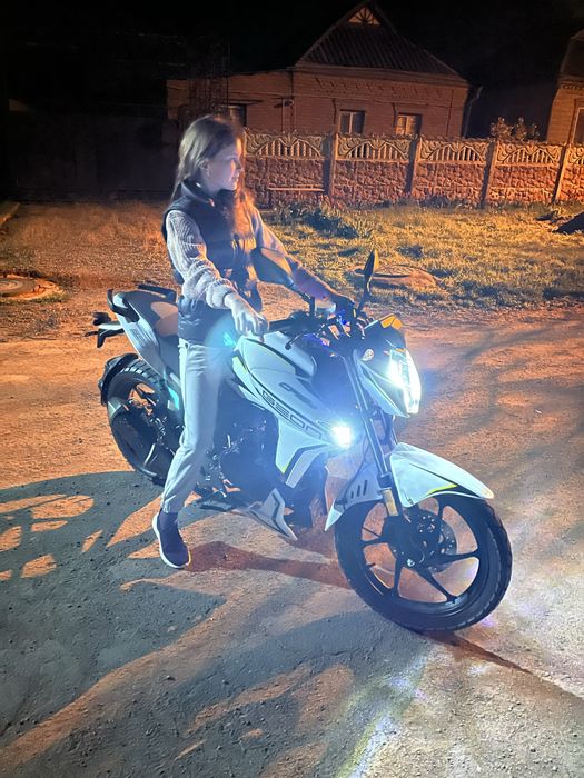 Мотоцикл Geon CR6S