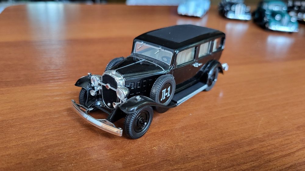 ! Коллекционная Модель 1:43 !