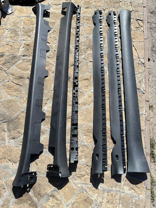 Накладка порогу молдинг Tesla Model Y X молдинг порогу Тесла вайка ікс