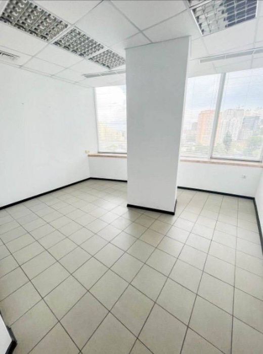 Продам шикарный офис в престижном БЦ Мост-Сити