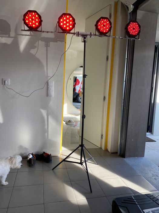 Tripe com 4 projetires dmx