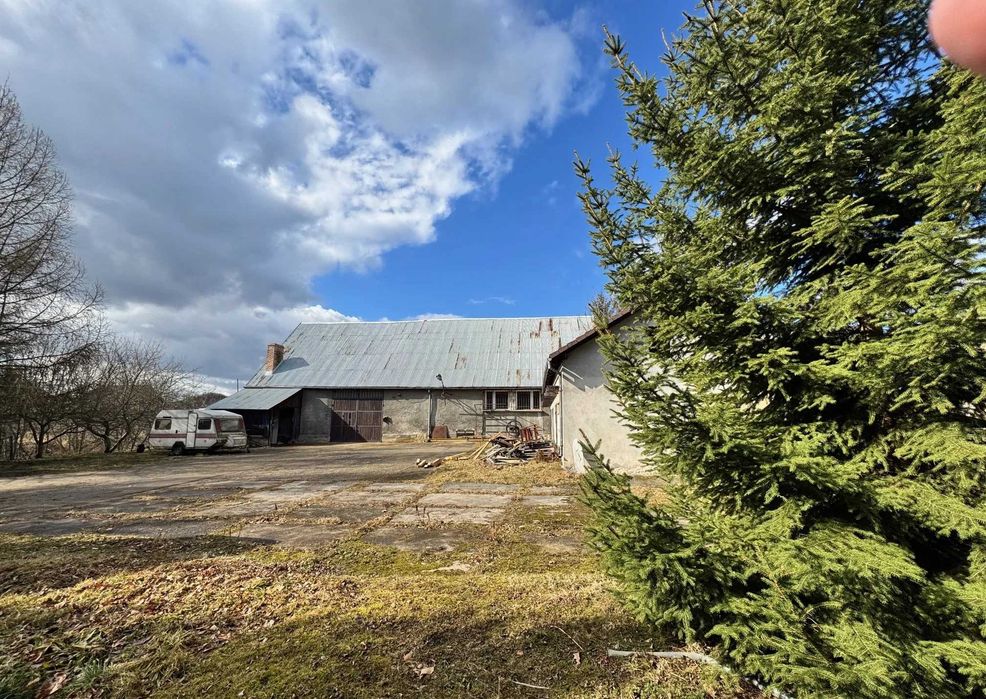 Budynek 438 m² + działka bud. (17 arów) CENA DO NEGOCJACJI - Widok 4