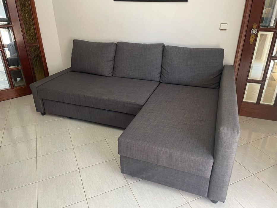Sofá-cama c/arrumação