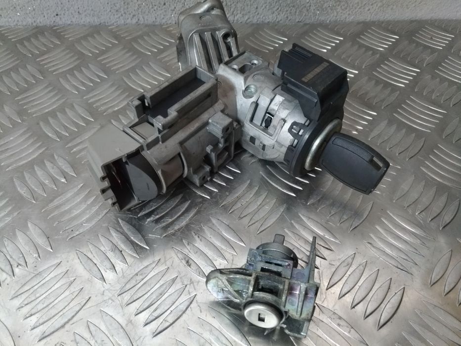 Canhão de Ignição e porta esquerda Ford Fiesta MK6 Tdci