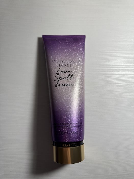 Продам увлажняющий лосьон Виктория Сикрет с шиммером Victoria’s secret