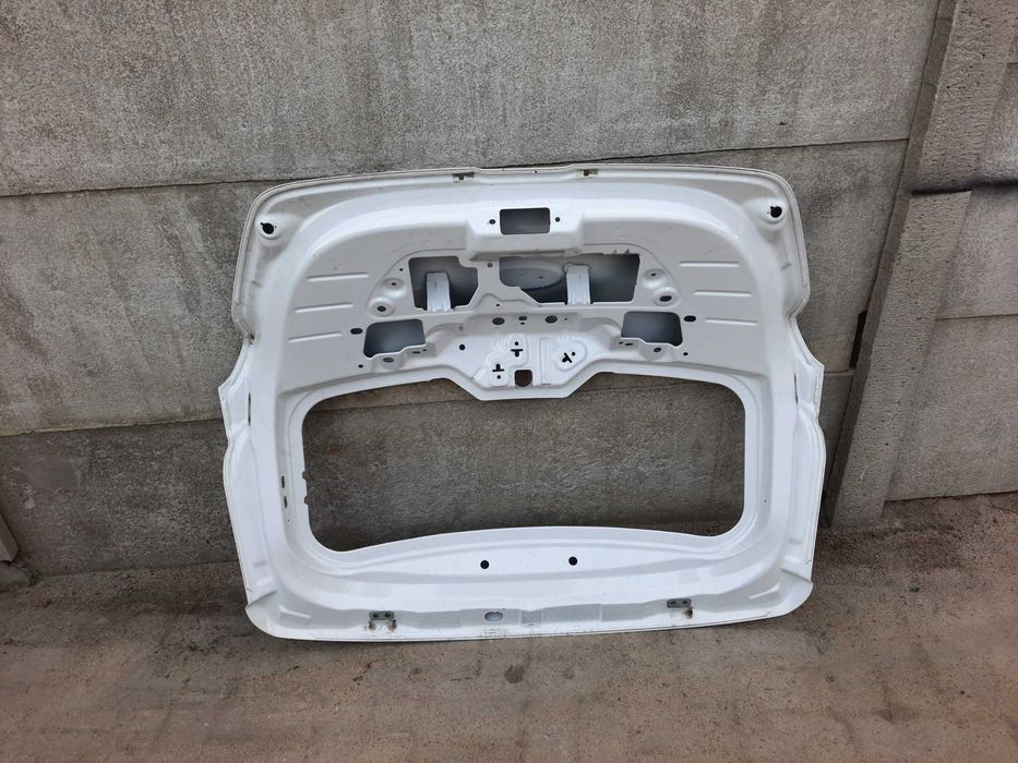 Ford KA + PLUS 16- klapa bagażnika tył oryginał