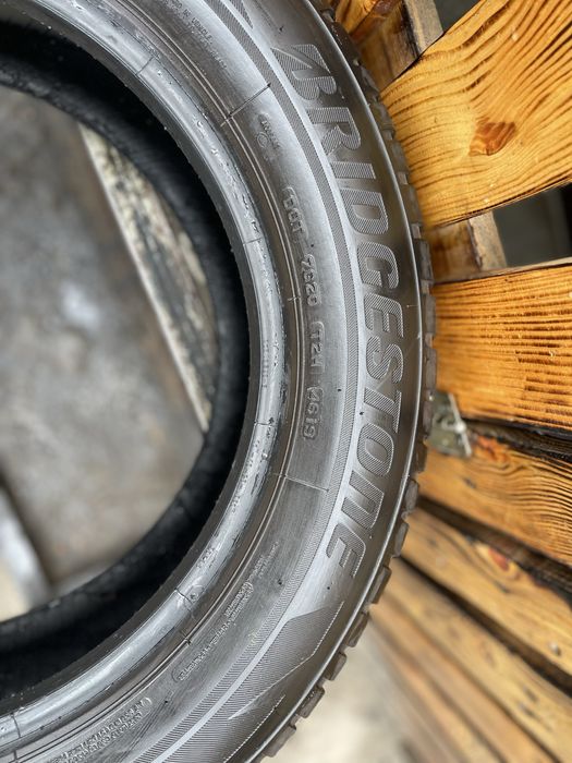 Шини бу 205/60 r16 Bridgestone (cтан нових)