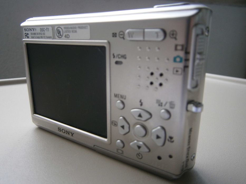 Camera fotográfica Sony DSC T1 para peças