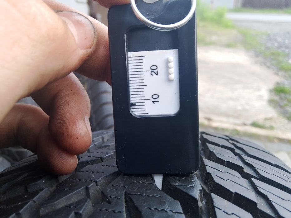 Opony zimowe Nokian WRSnowproof 165/60/15 8mm