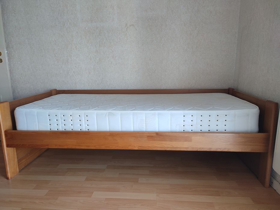 Cama com colchão