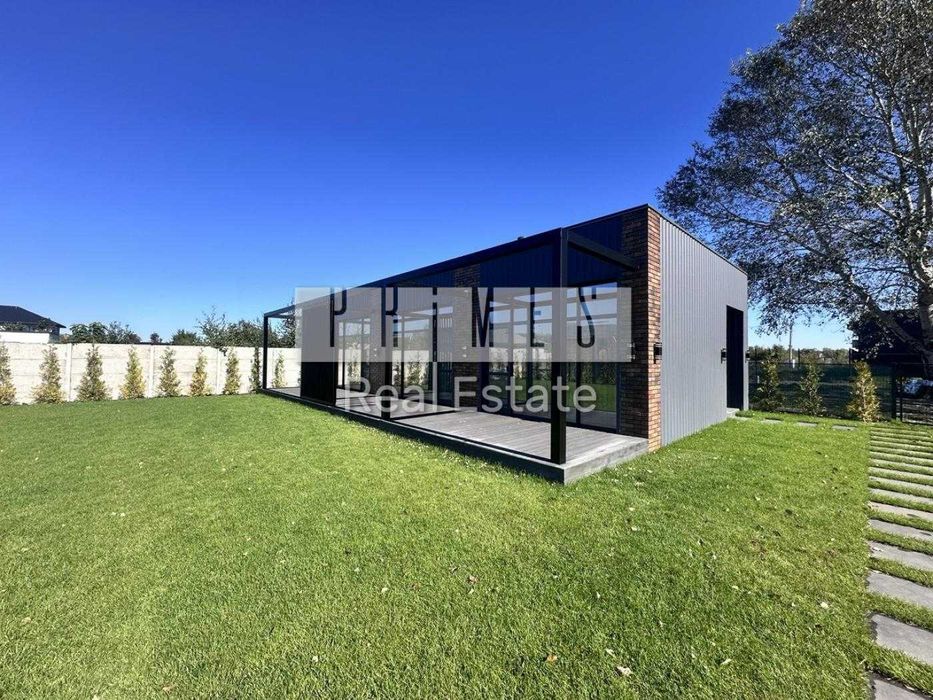 Продаж будинок з ремонтом у закритому котеджному містечку, Підгірці