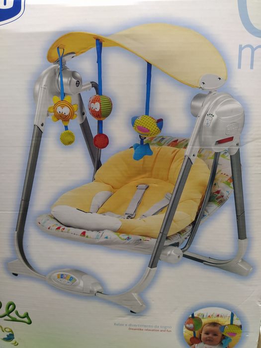 Vendo cadeira Chicco de baloiço eléctrica pouco uso  nova na caixa.