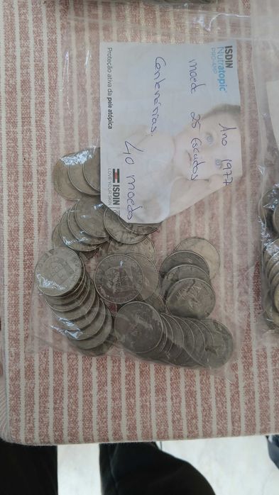 Moedas de coleção muito antigas