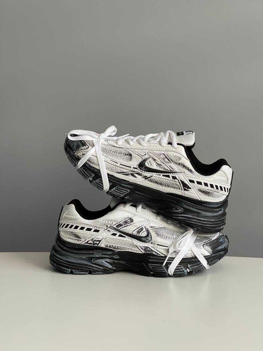 Кросівки Nike Initiator White Black Custom (36-40) жіночі Найк