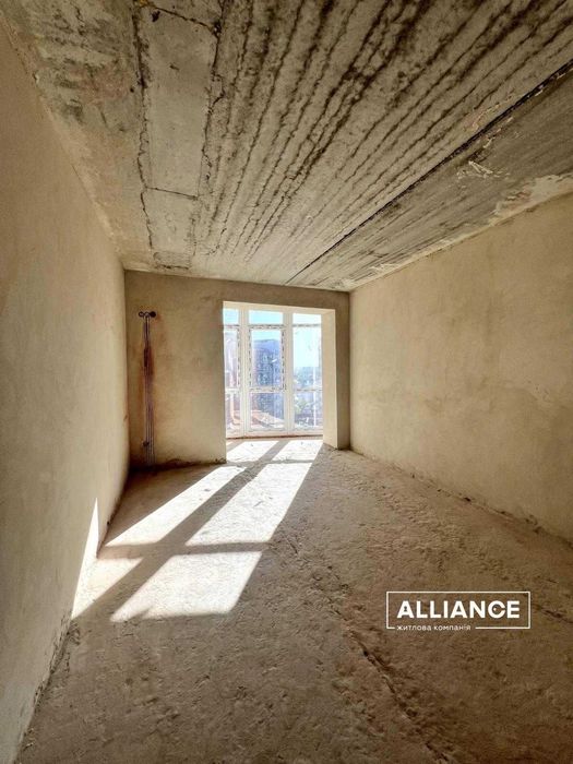 Здана 1 кім кв від БК Благо