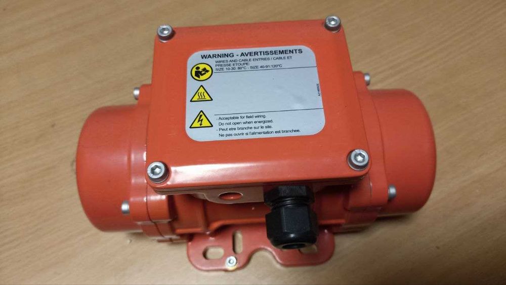 Вібромотор (вібратор електричний) тип MVE 6013N-10 AO