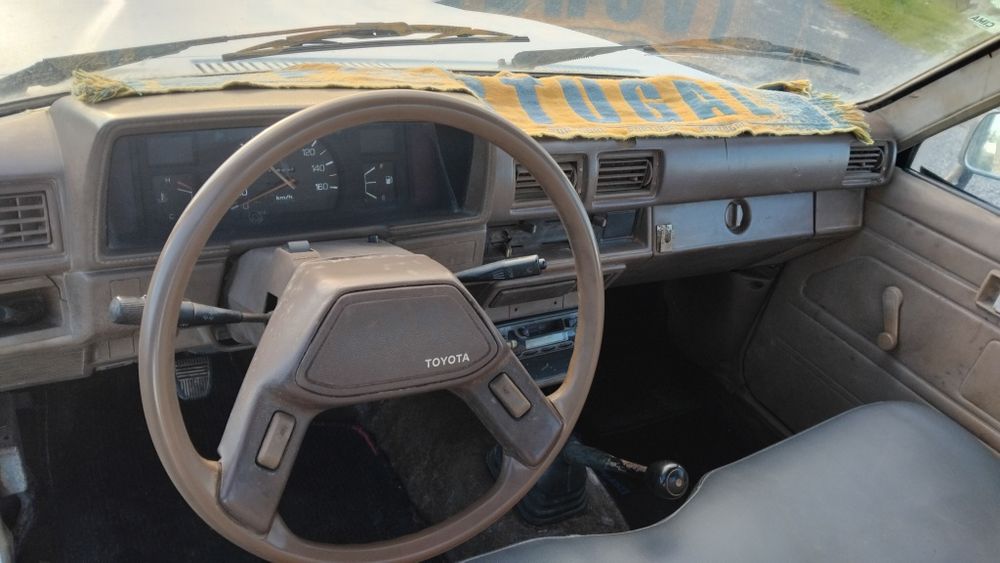 Toyota hilux 2.4D 4x2