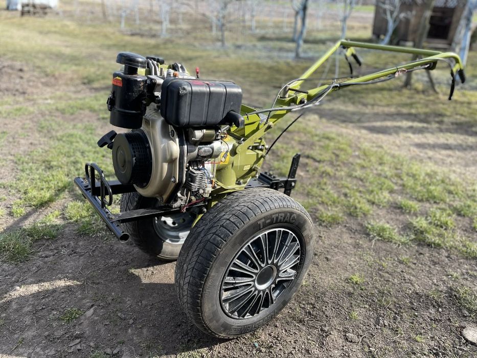 Продам мотоблок ЗІРКА 6 кс