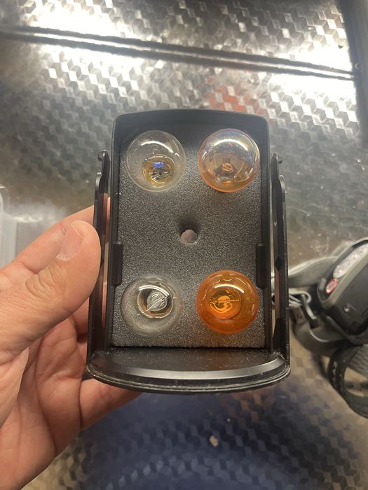 Caixa porta lampadas BMW